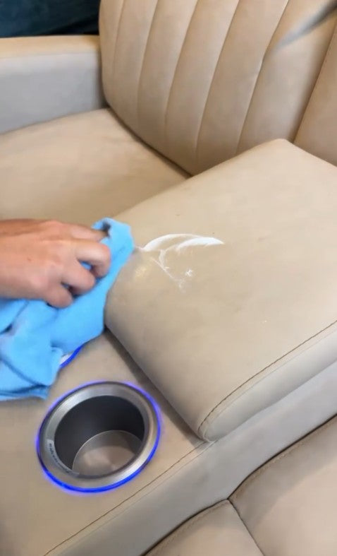 leather cleaner